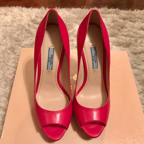 Prada stiletto heels - Picture 2 of 9